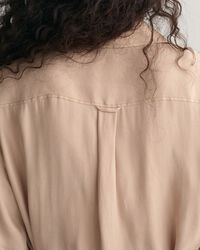 Skjortekjole med flaplommer og korte &aelig;rmer