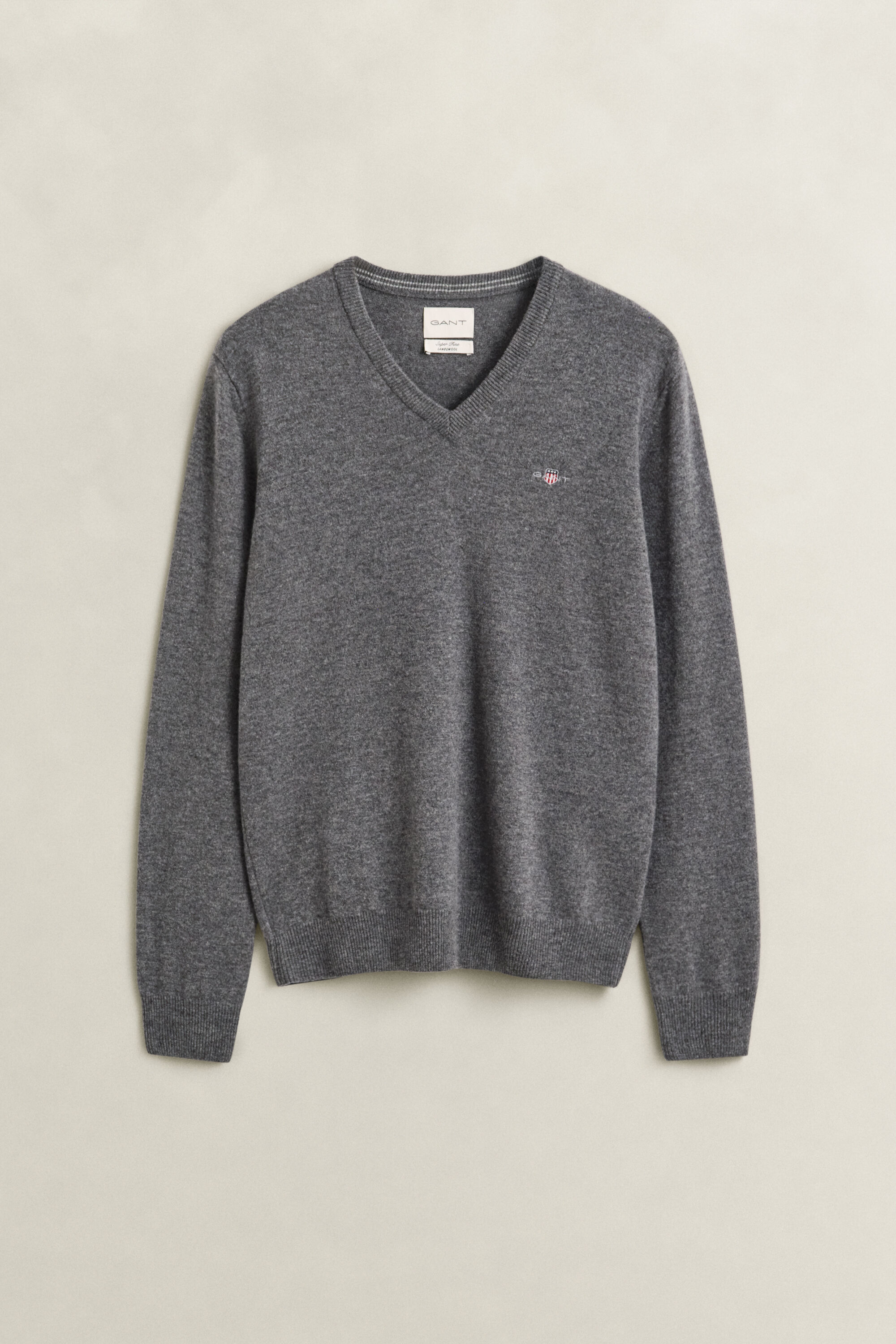Sweater med V-hals i lammeuld