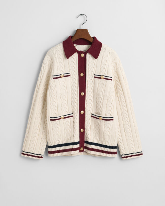 Kontrastfarvet cardigan med kabelstrik