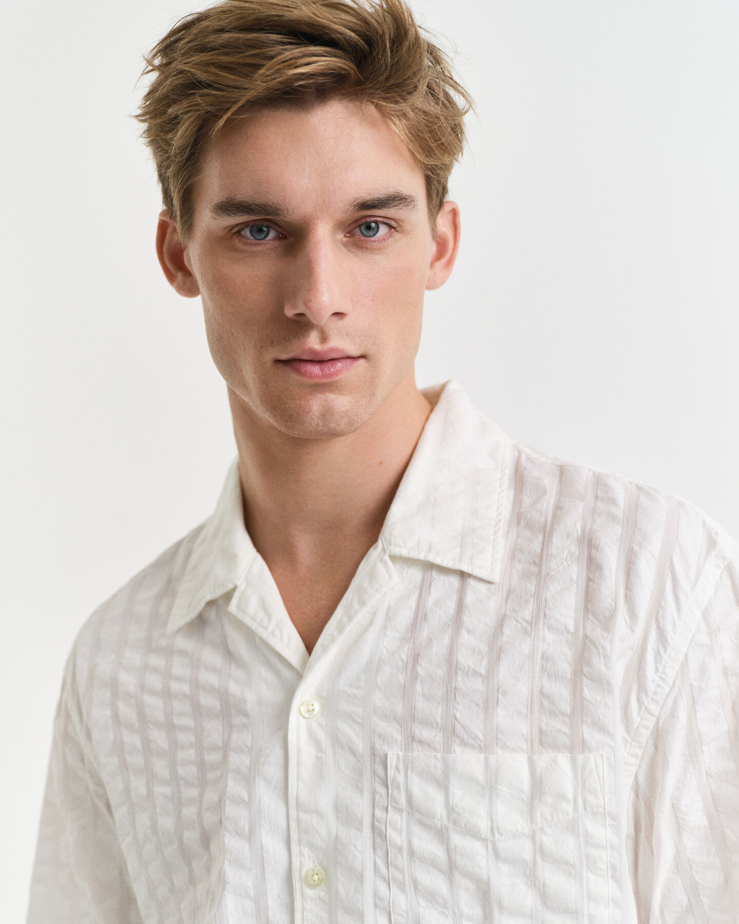 Relaxed fit kort&aelig;rmet Resort seersucker skjorte