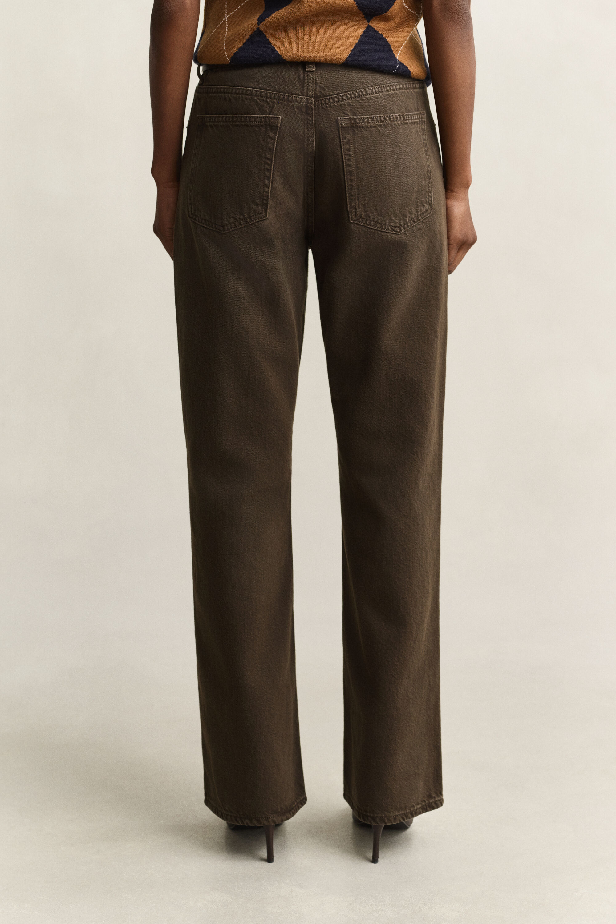 Relaxed farvede jeans
