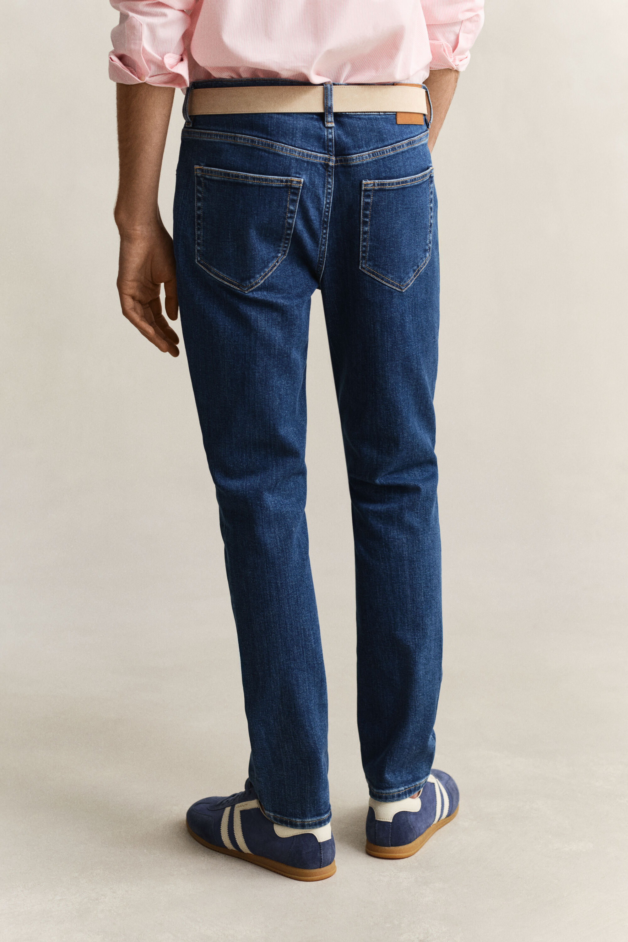 Slim fit jeans i let vask
