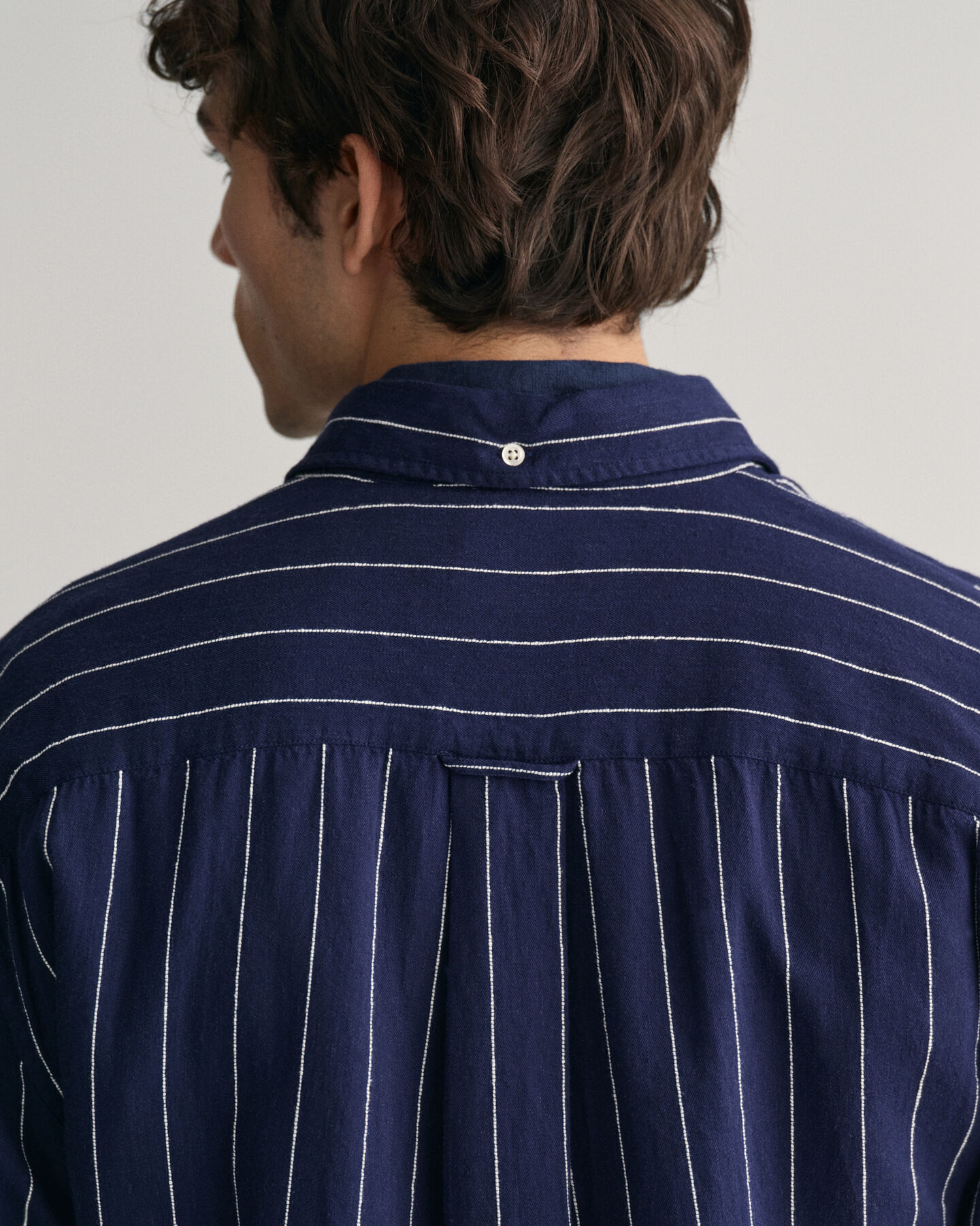 Relaxed fit nopret stribet skjorte