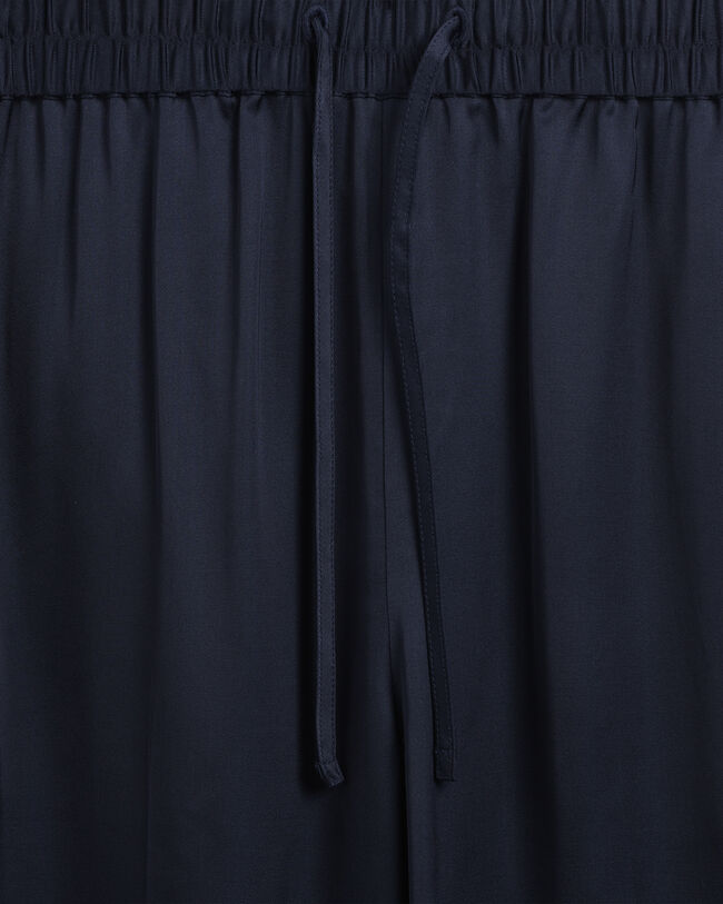 Pull-On-bukser i satin