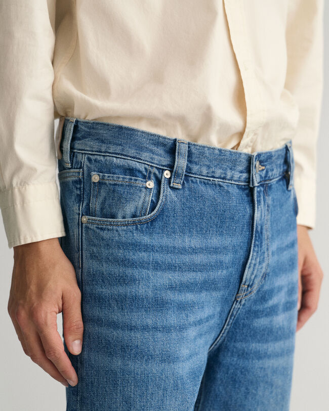 Relaxed fit stenvaskede jeans