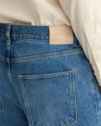 Relaxed fit stenvaskede jeans