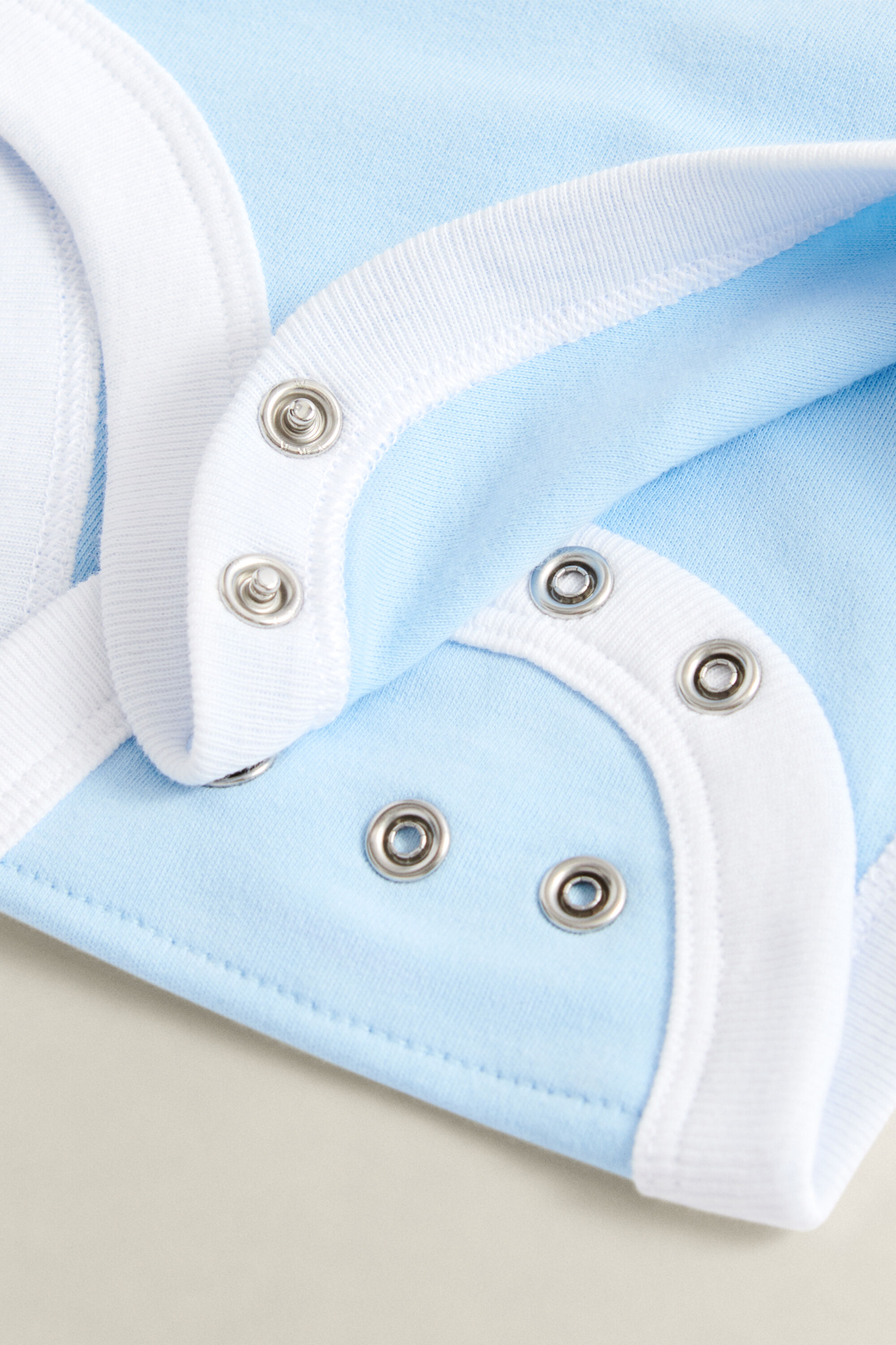 Baby sæt med romper og hat