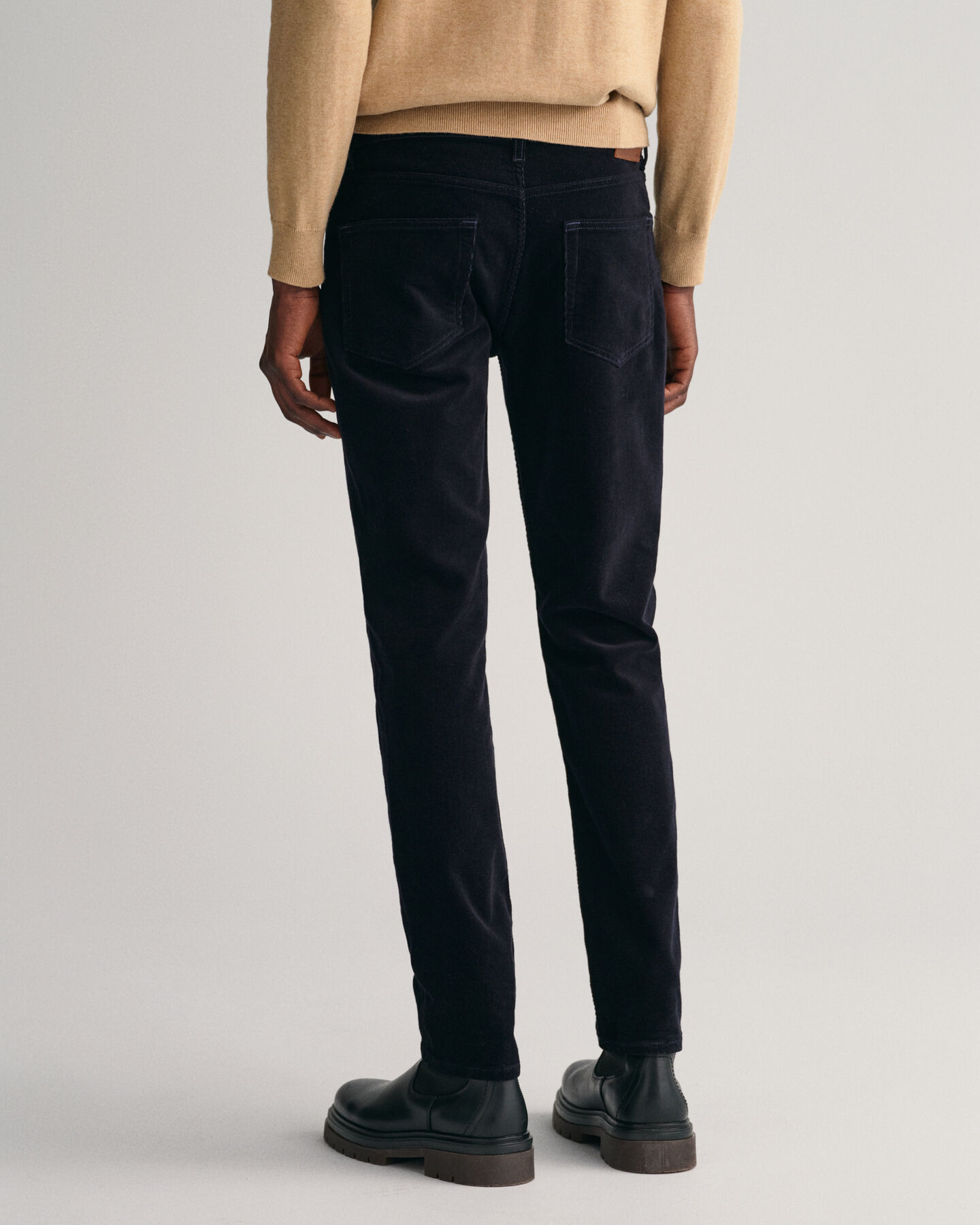 Slim fit jeans af jernbanefløjl