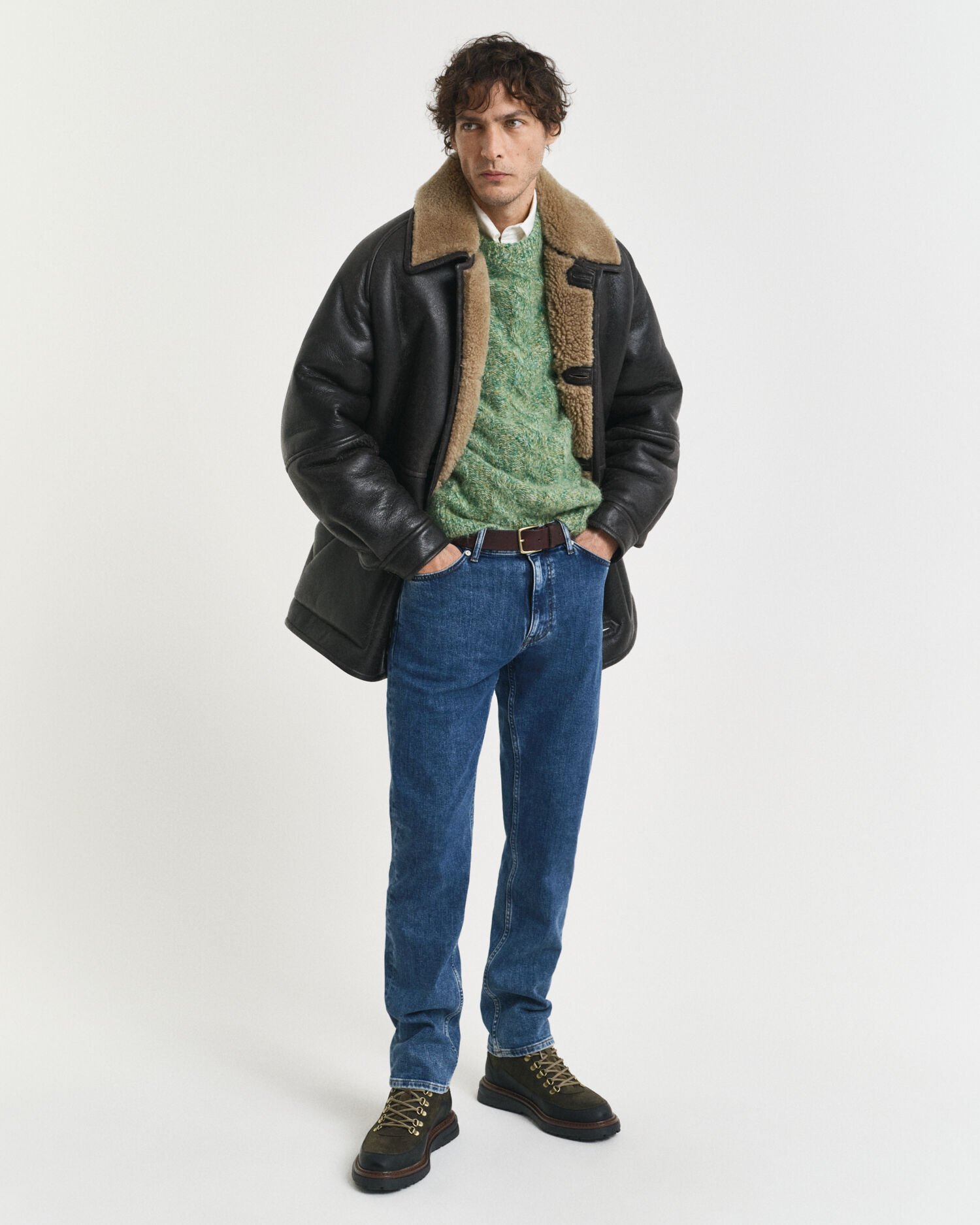 Regular fit jeans i let vask