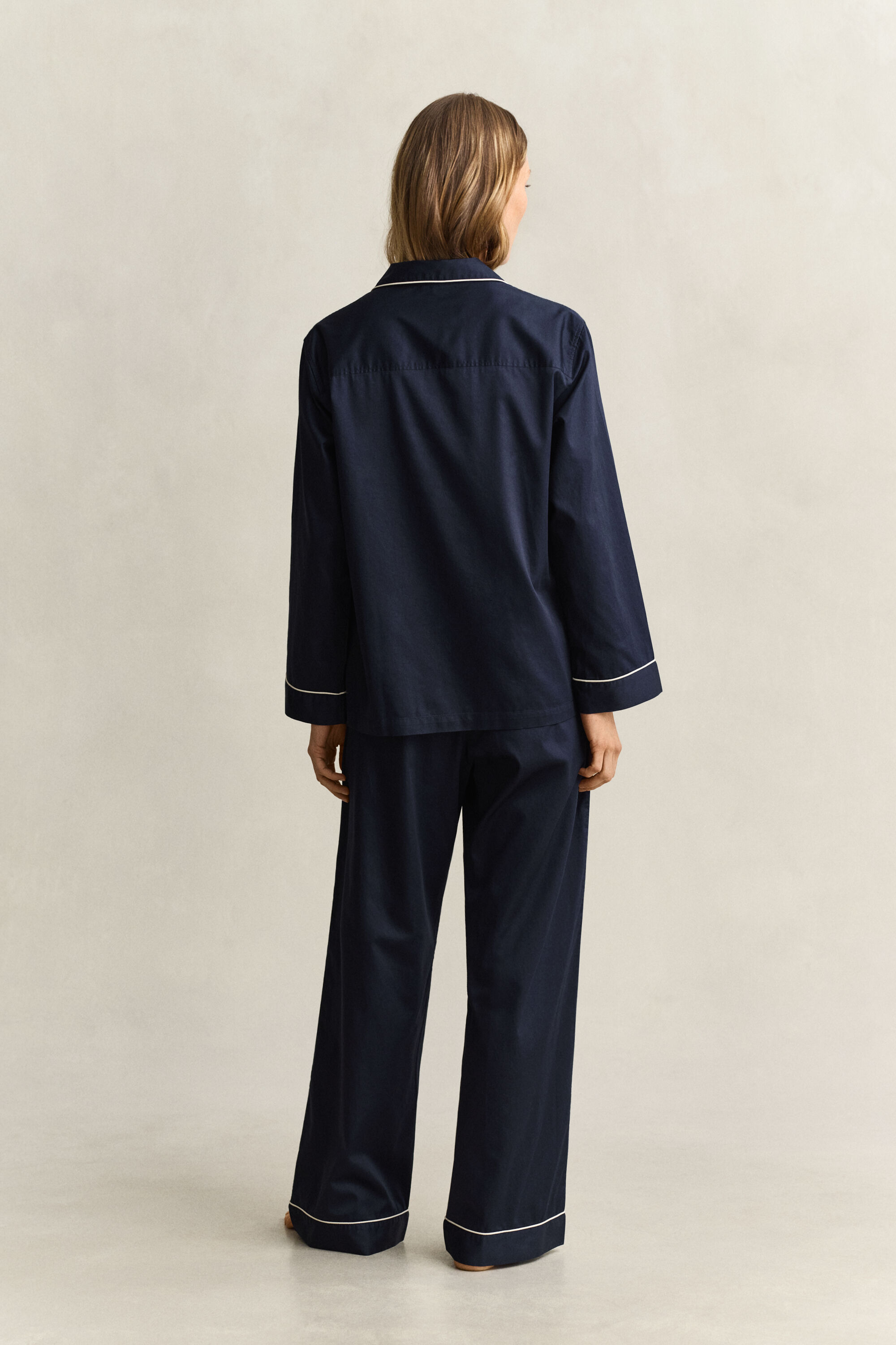 Pyjamassæt i satin