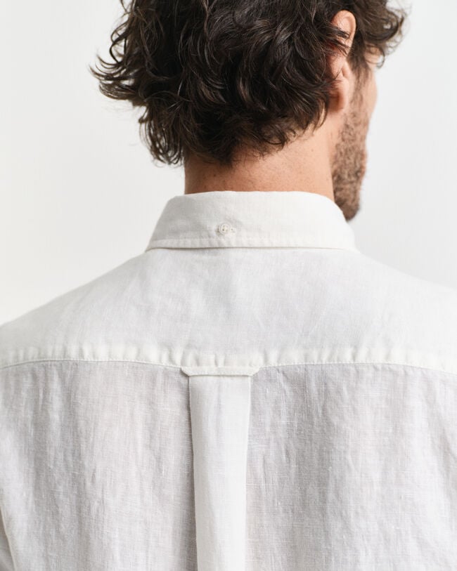 Regular fit garment-dyed h&oslash;rskjorte med korte &aelig;rmer