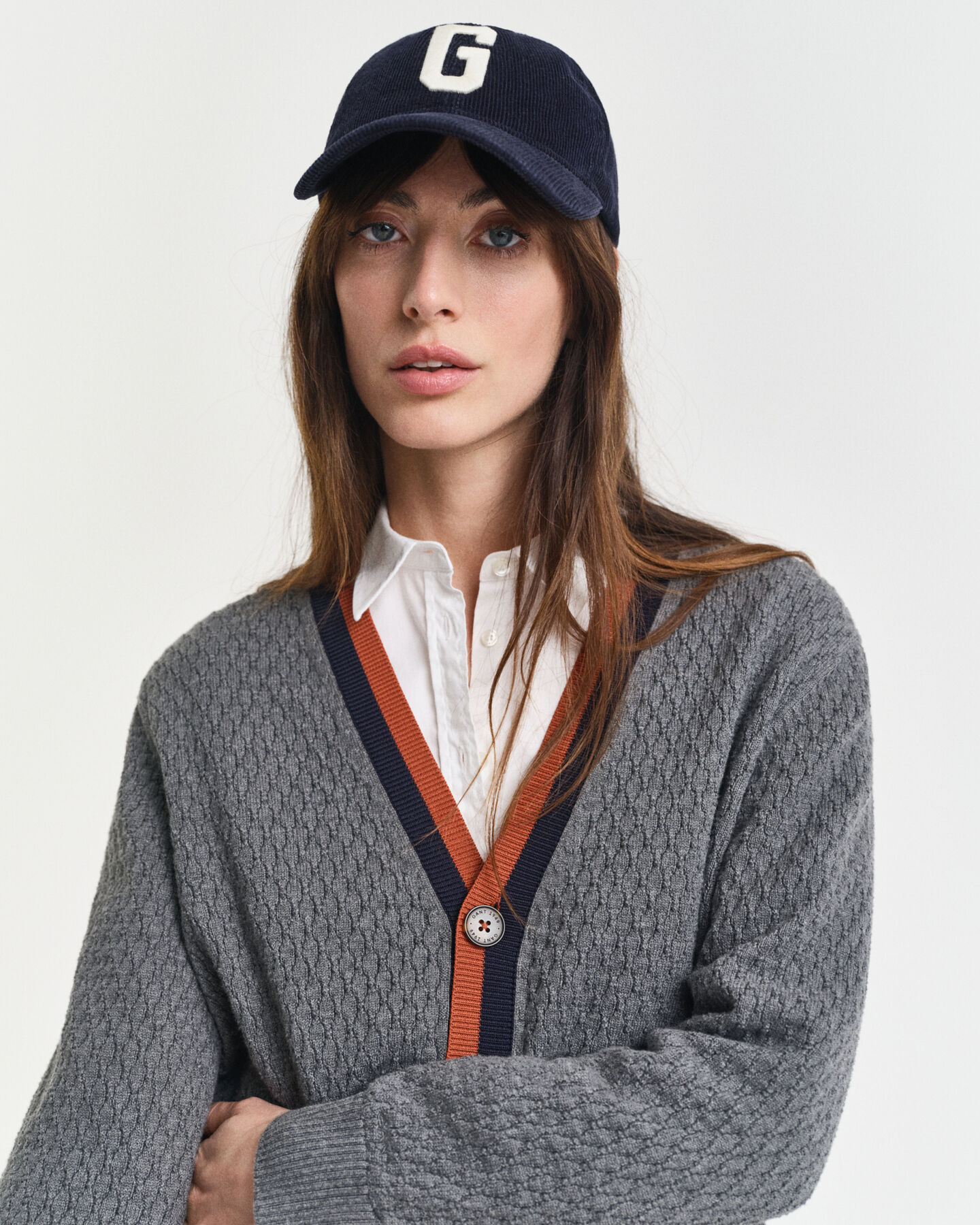 Tekstureret kontrastfarvet cardigan af bomuld