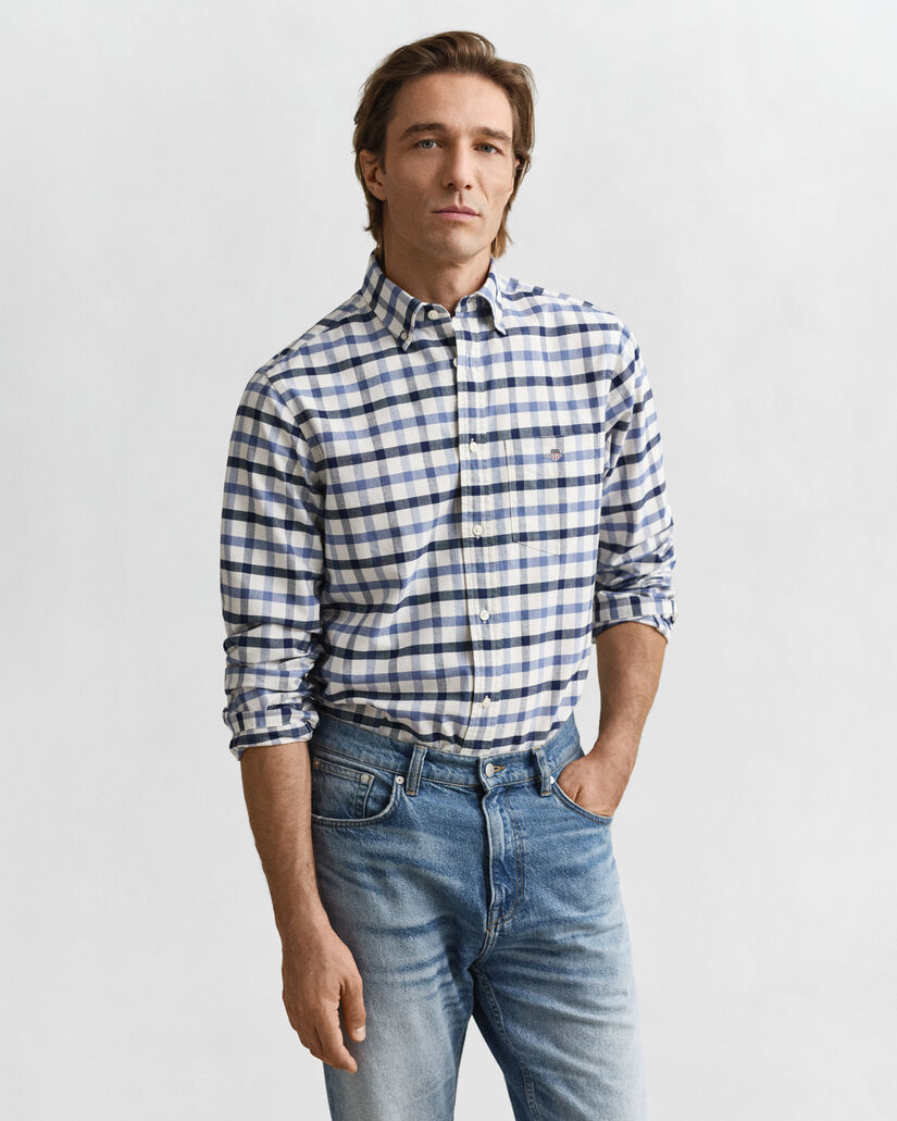 Regular fit ternet Oxford skjorte