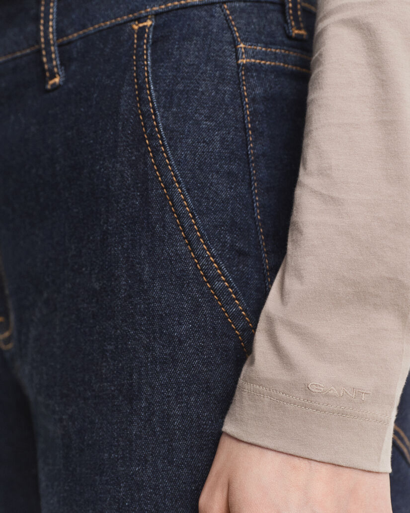 Let top i bomuld med rullekrave