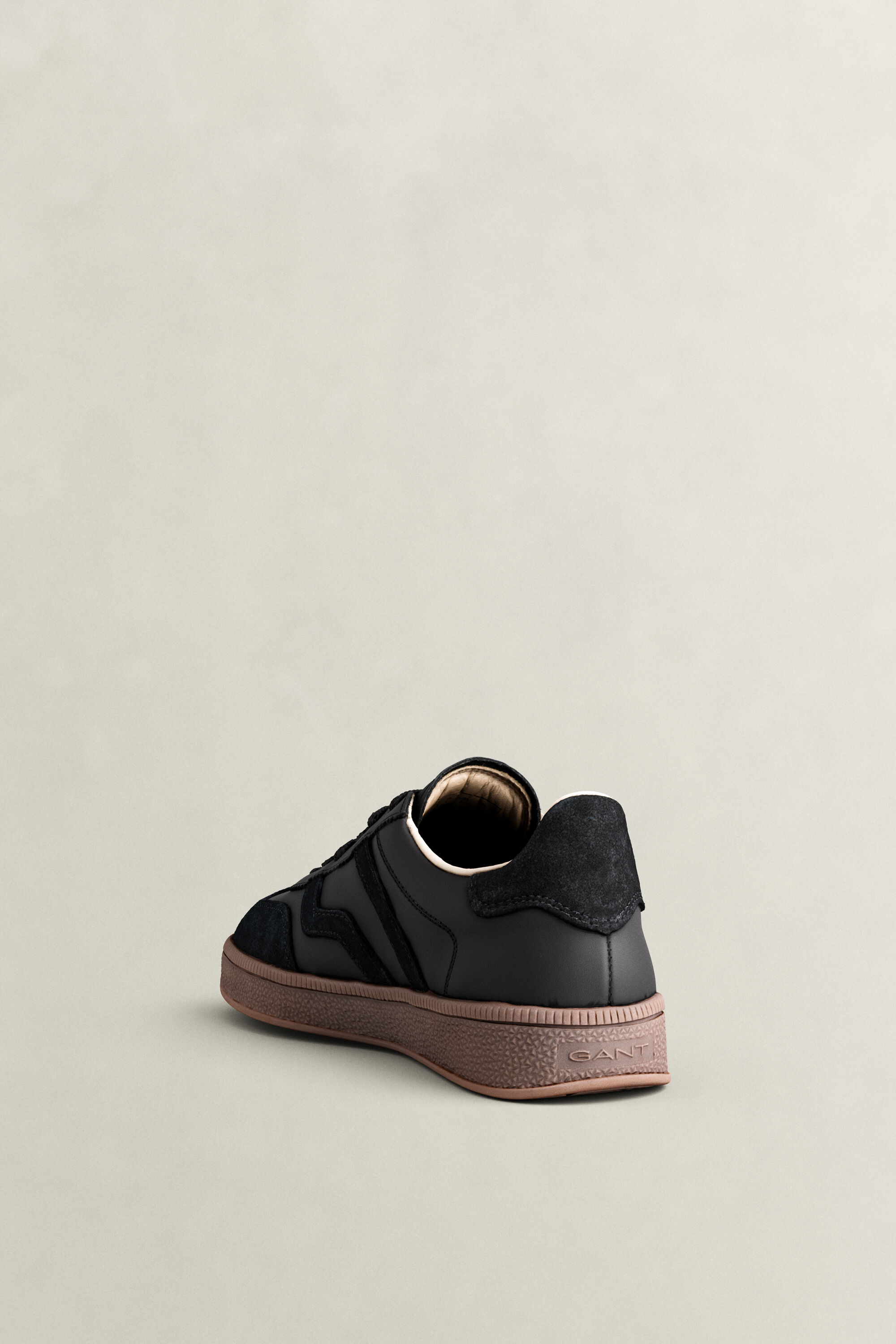 Cuzima sneakers i læder og ruskind